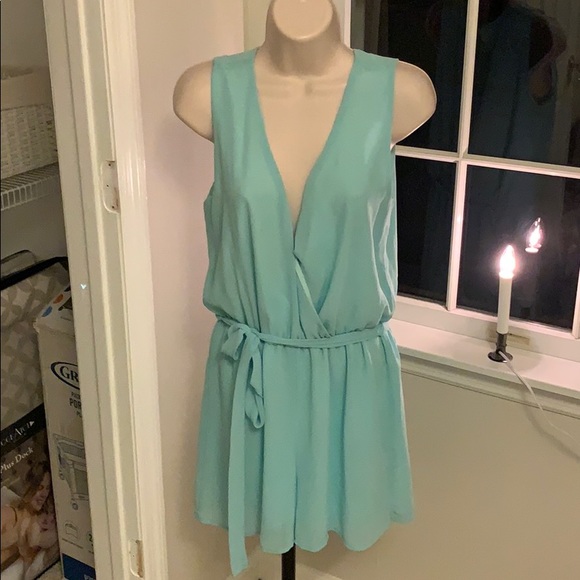 Romper - Picture 1 of 7